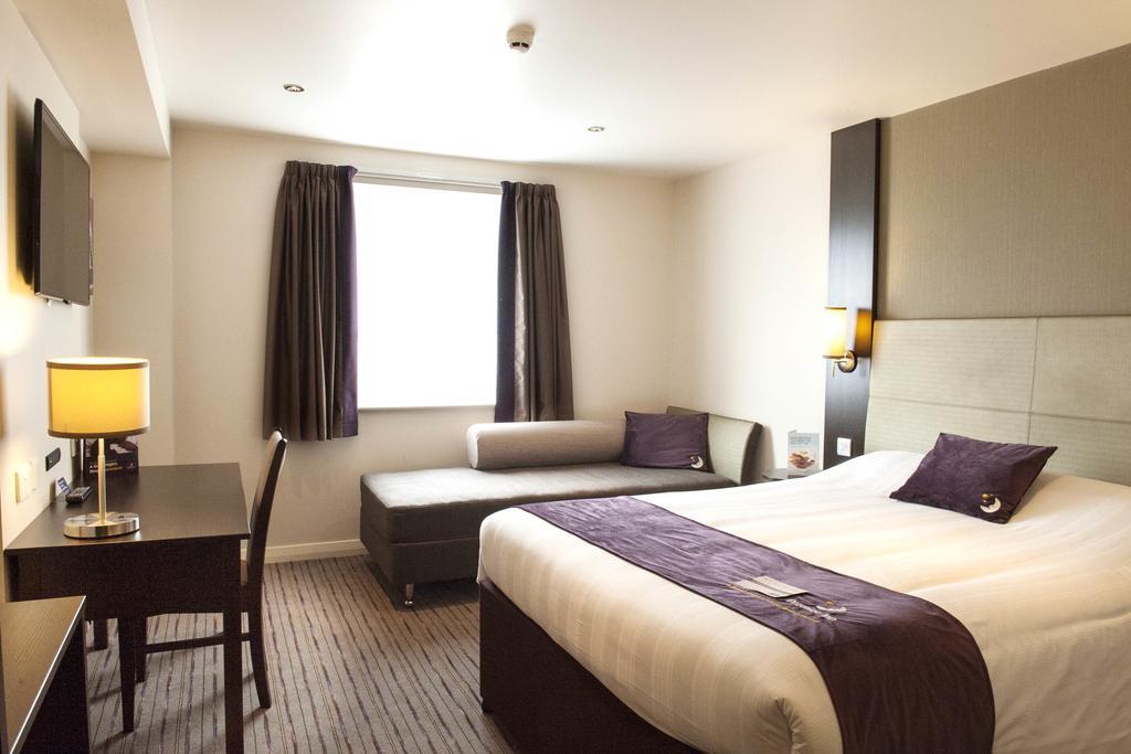 Premier Inn Aberdeen City Centre Esterno foto