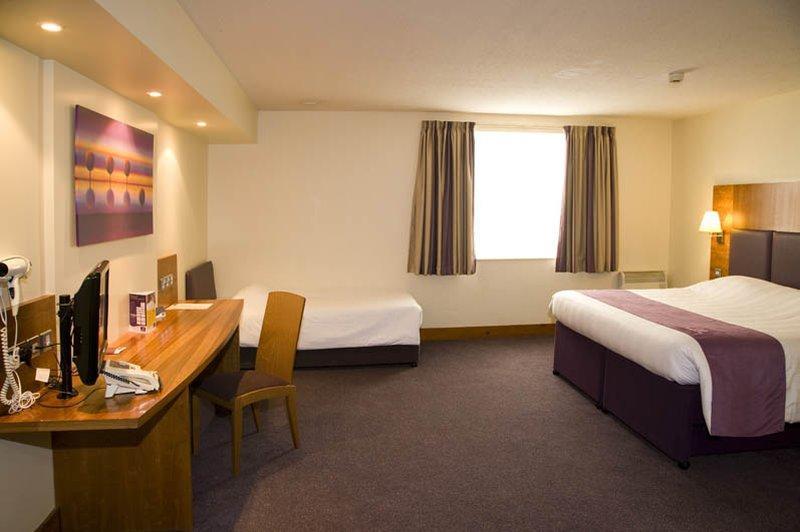 Premier Inn Aberdeen City Centre Esterno foto